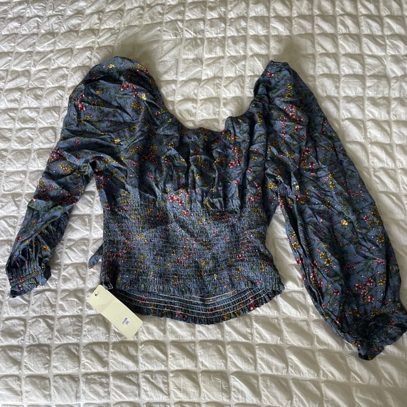 Wild Jasmine Boho Blue Floral Smocked Blouse - Picture 8 of 9